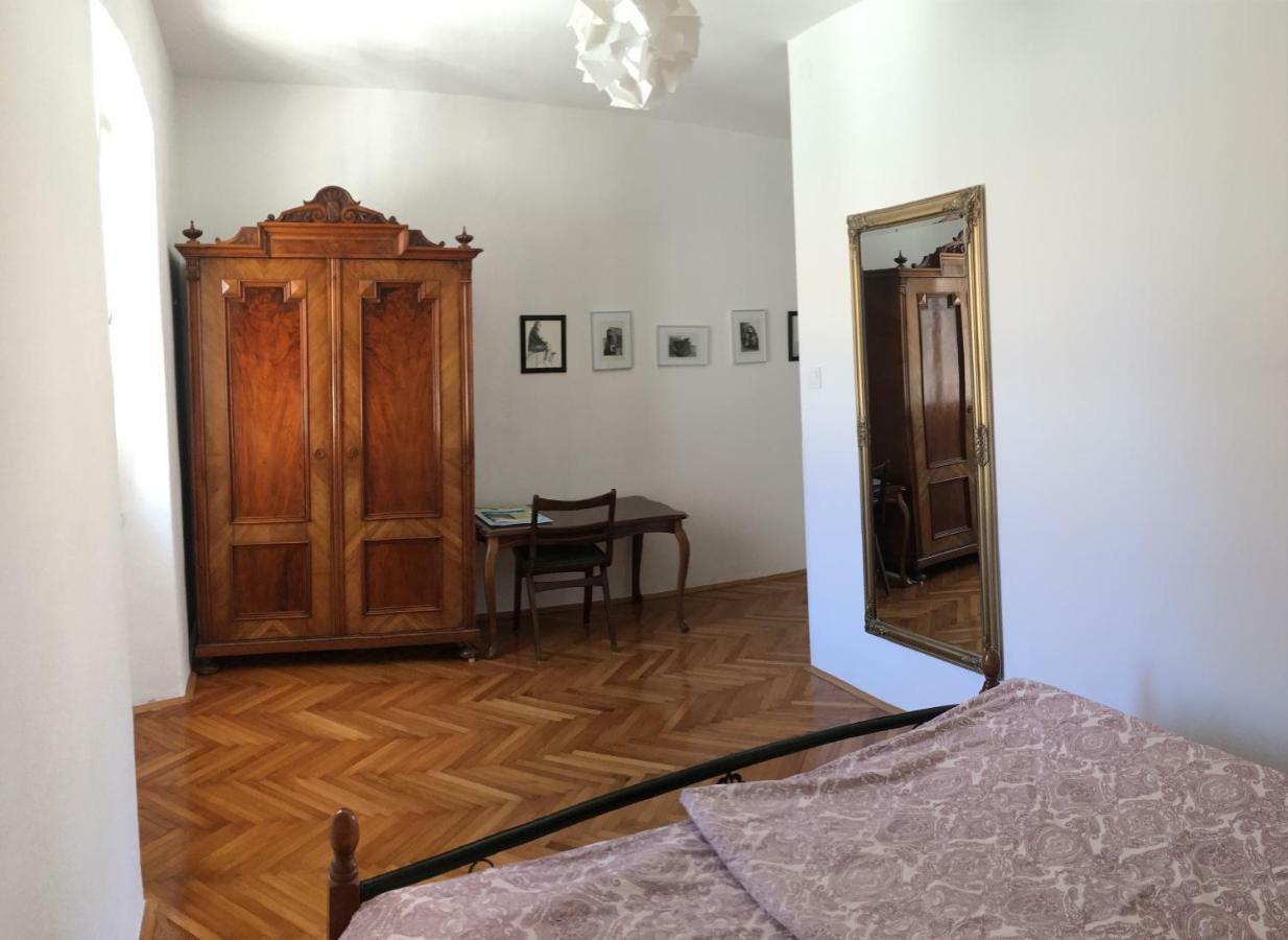 Appartement Flat Sweet Dream à Pula Extérieur photo