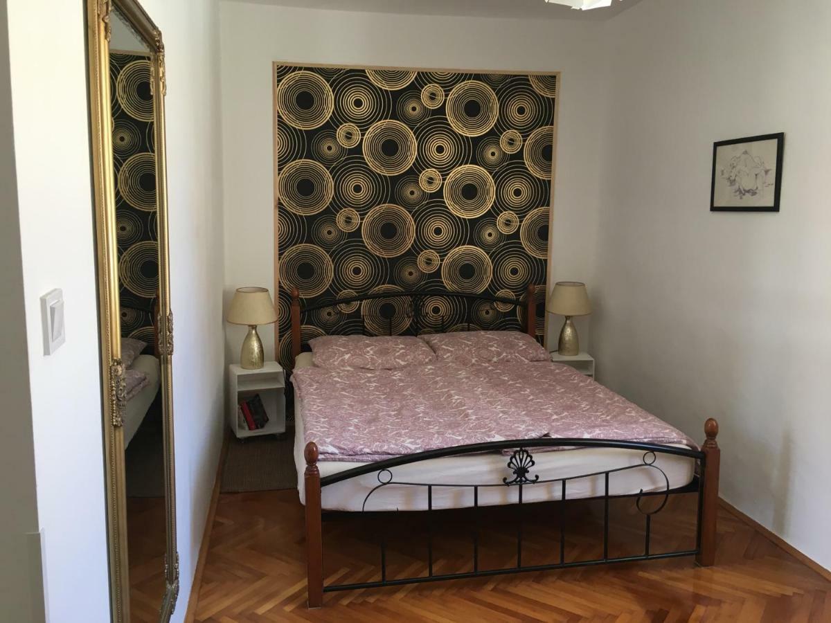 Appartement Flat Sweet Dream à Pula Extérieur photo