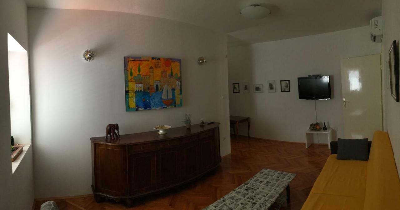 Appartement Flat Sweet Dream à Pula Extérieur photo