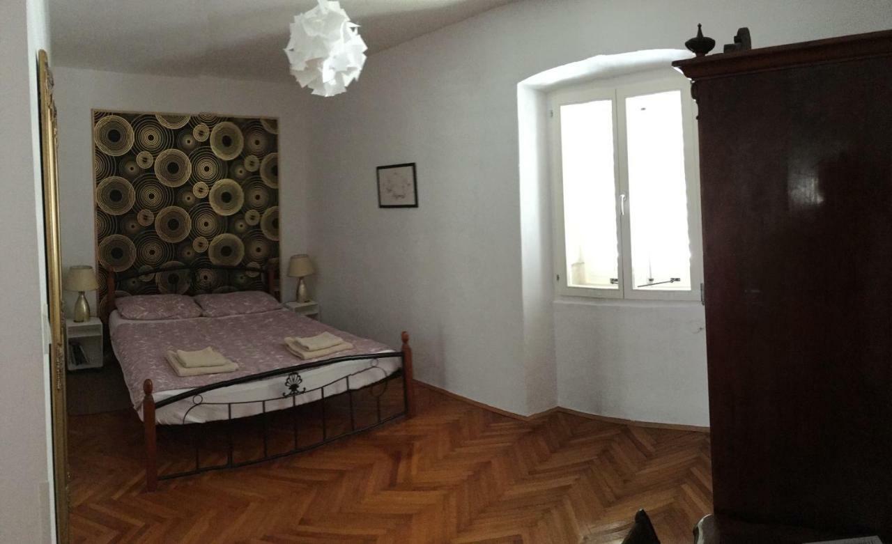 Appartement Flat Sweet Dream à Pula Extérieur photo